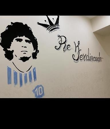 Guesthouse Re Ferdinando Наполи Екстериор снимка